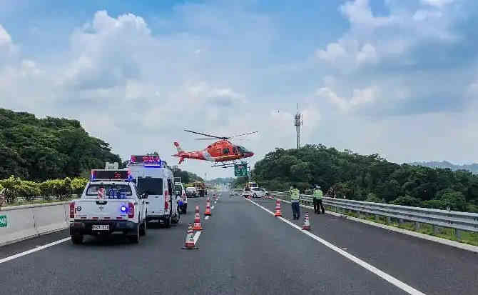 合阳高速公路汽车救援案例