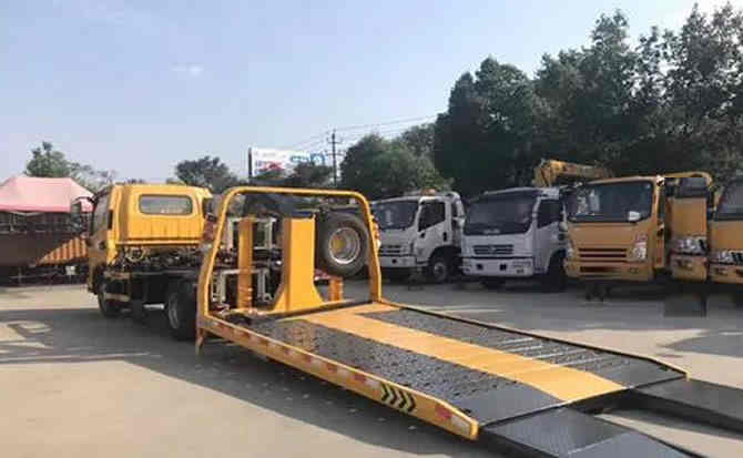 合阳汽车中途维修案例